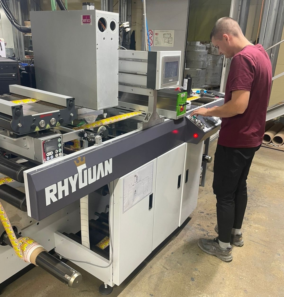 38633639-6fd0-4d42-afd4-ced7cedb5443.jpeg 38633639-6fd0-4d42-afd4-ced7cedb5443.jpeg